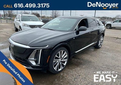 2024 Cadillac LYRIQ Luxury 3