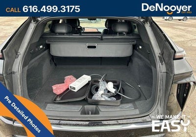 2024 Cadillac LYRIQ Luxury 3