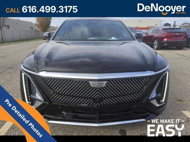 2024 Cadillac LYRIQ Luxury 3