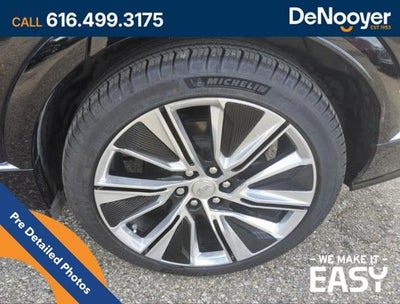 2024 Cadillac LYRIQ Luxury 3