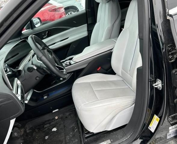 2024 Cadillac LYRIQ Sport 1