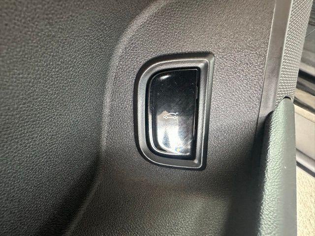 2024 Cadillac LYRIQ Sport 1