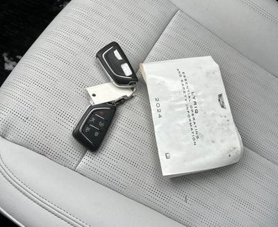 2024 Cadillac LYRIQ Sport 1