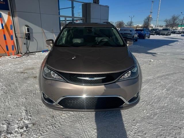 Used 2017 Chrysler Pacifica Touring-L with VIN 2C4RC1BG1HR569777 for sale in Holland, MI