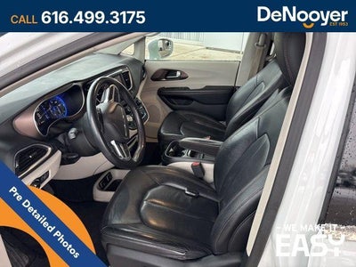 2018 Chrysler Pacifica Touring L