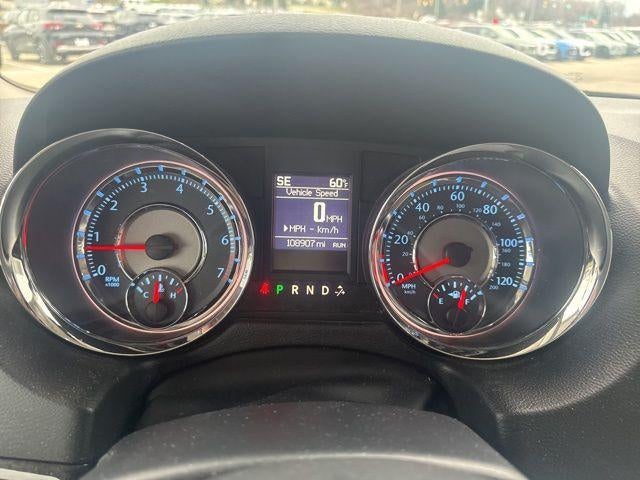 2014 Chrysler Town & Country Touring-L