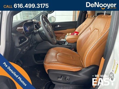 2022 Chrysler Pacifica Hybrid Pinnacle