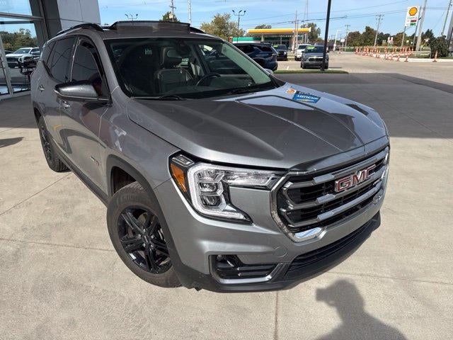2023 GMC Terrain AT4