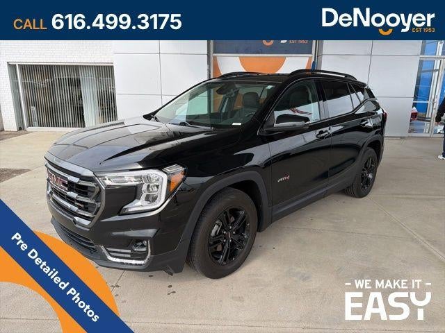 2022 GMC Terrain AT4