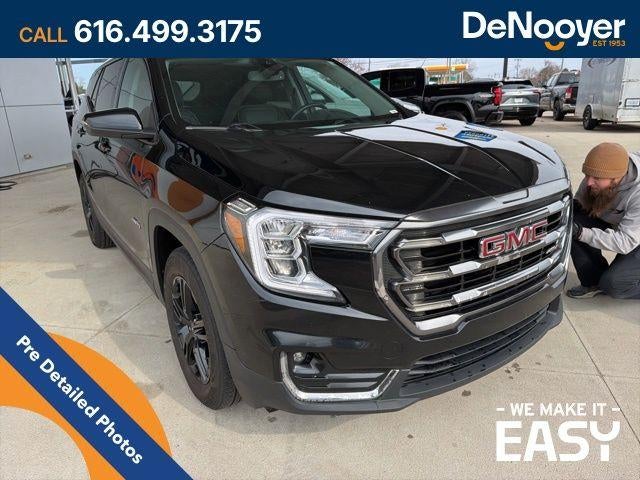 2022 GMC Terrain AT4
