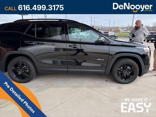 2022 GMC Terrain AT4
