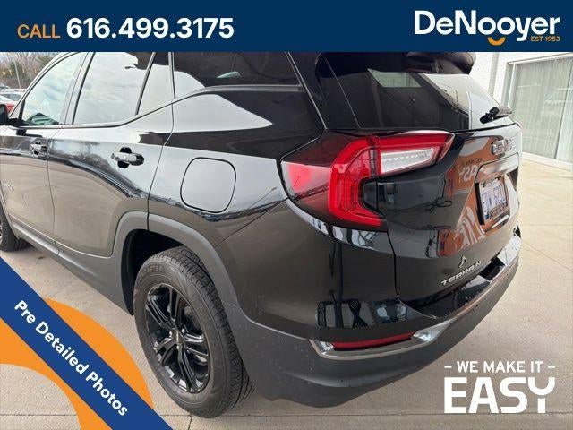 2022 GMC Terrain AT4