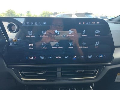 2025 Chevrolet Equinox EV RS