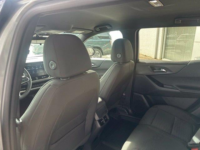 2027 Chevrolet Equinox LT - Photo 21