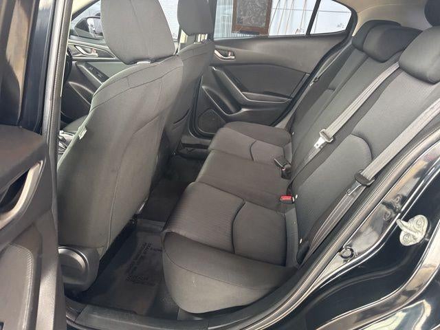 2015 Mazda Mazda3 i Sport