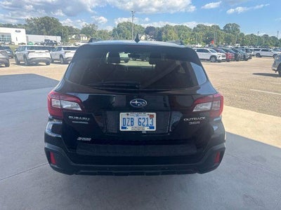 2018 Subaru Outback Touring