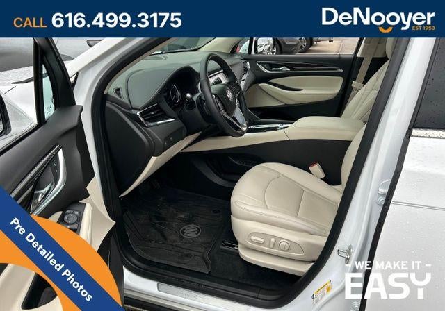 2024 Buick Enclave Essence
