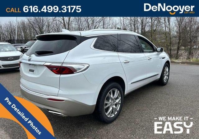 2024 Buick Enclave Essence