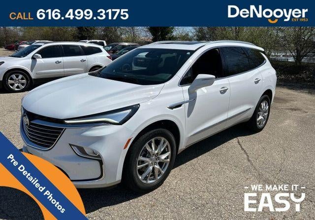 2023 Buick Enclave Essence