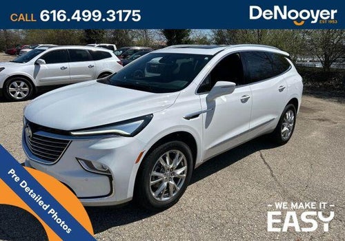 2023 Buick Enclave Essence