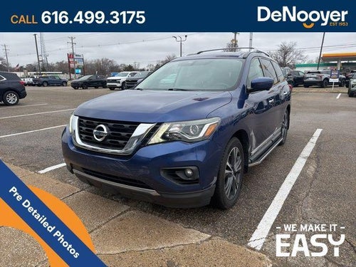 2017 Nissan Pathfinder Platinum