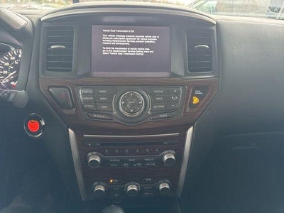 2017 Nissan Pathfinder Platinum