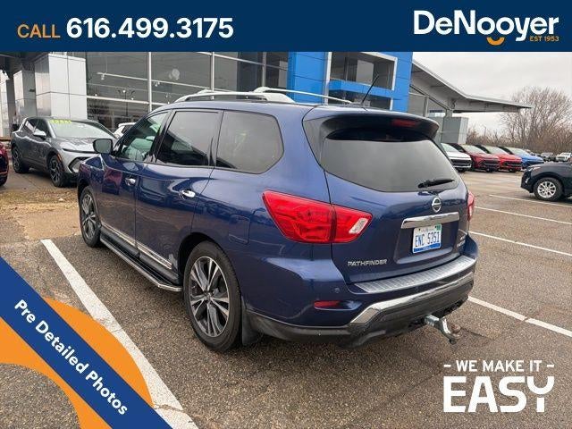 2017 Nissan Pathfinder Platinum