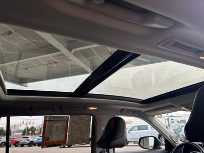 2023 Toyota Highlander Hybrid Platinum