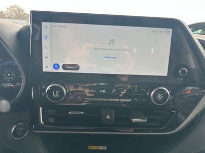 2023 Toyota Highlander Hybrid Platinum