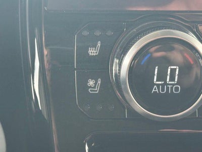 2023 Toyota Highlander Hybrid Platinum