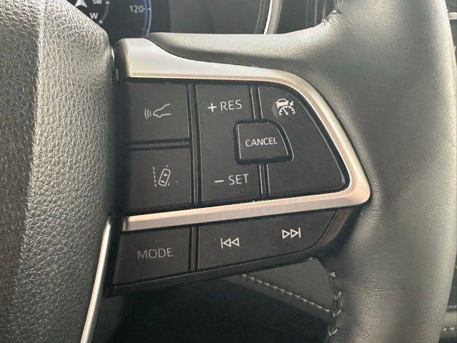 2023 Toyota Highlander Hybrid Platinum