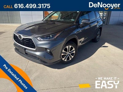 2021 Toyota Highlander XLE