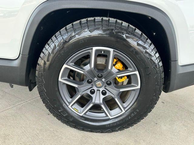 2023 RIVIAN R1T Adventure