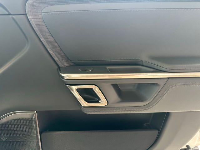 2023 RIVIAN R1T Adventure