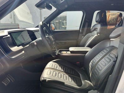 2023 RIVIAN R1T Adventure