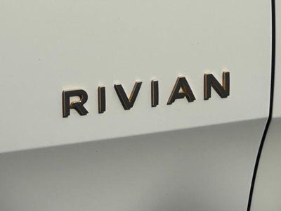 2023 RIVIAN R1T Adventure