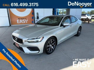 2020 Volvo S60 Momentum