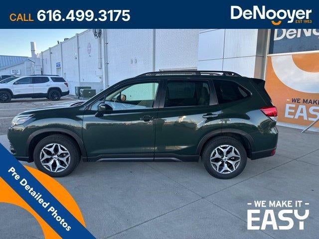 2024 Subaru Forester Premium