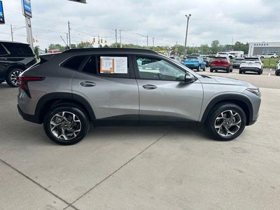 2024 Chevrolet Trax LT