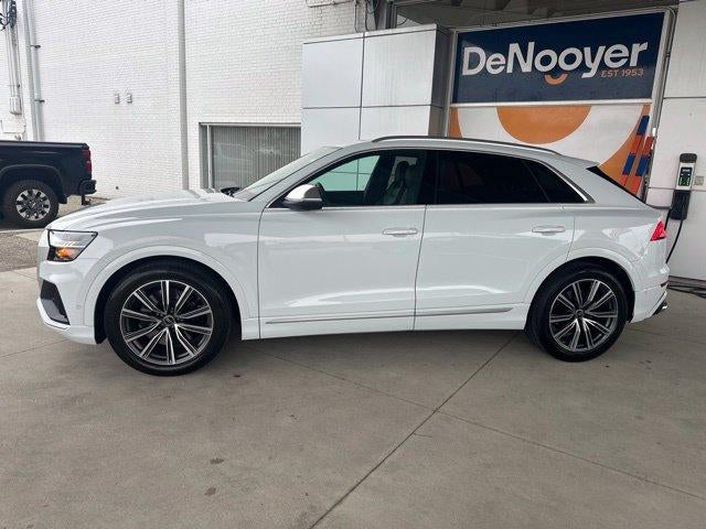 2023 Audi SQ8 Premium Plus