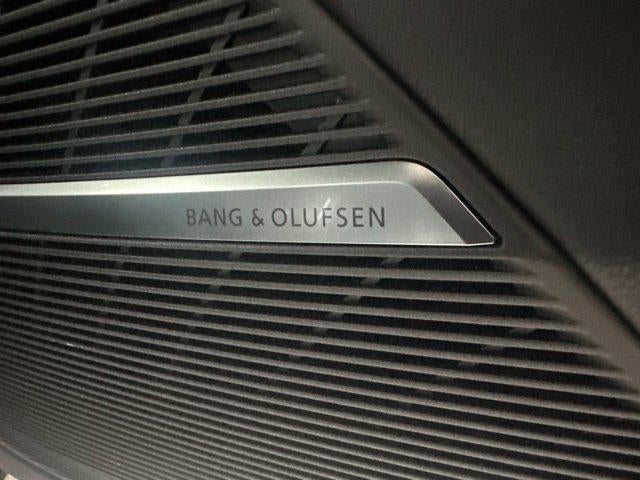 2023 Audi SQ8 Premium Plus
