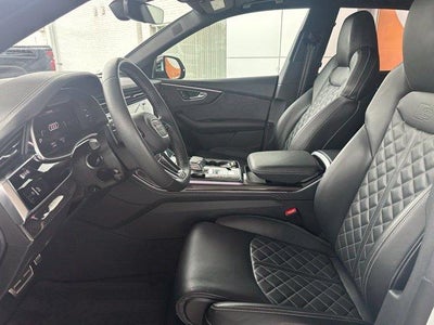 2023 Audi SQ8 Premium Plus