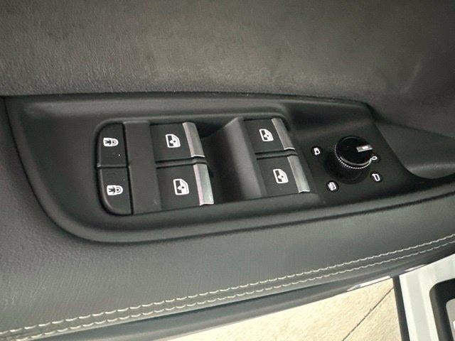 2023 Audi SQ8 Premium Plus