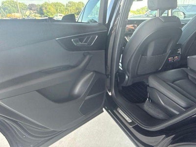 2021 Audi Q7 Premium Plus
