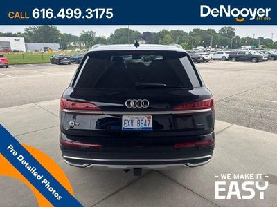 2021 Audi Q7 Premium Plus