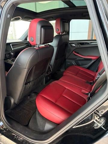 2019 Porsche Macan Base