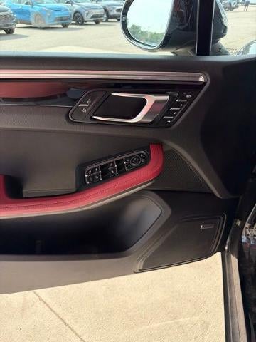 2019 Porsche Macan Base