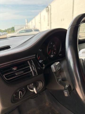 2019 Porsche Macan Base