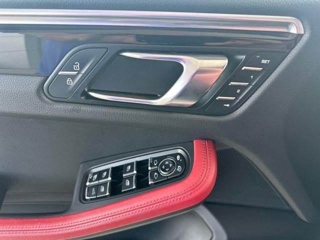 2019 Porsche Macan Base