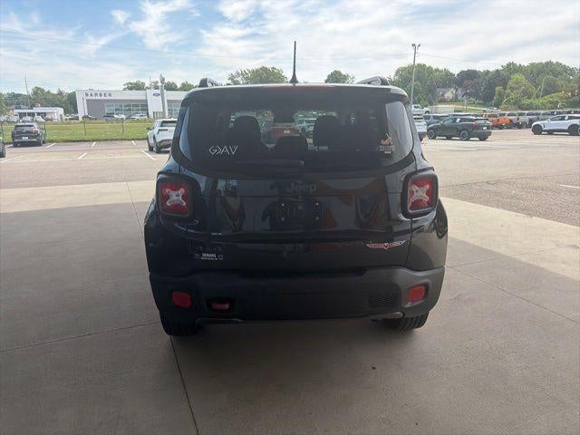 2017 Jeep Renegade Trailhawk
